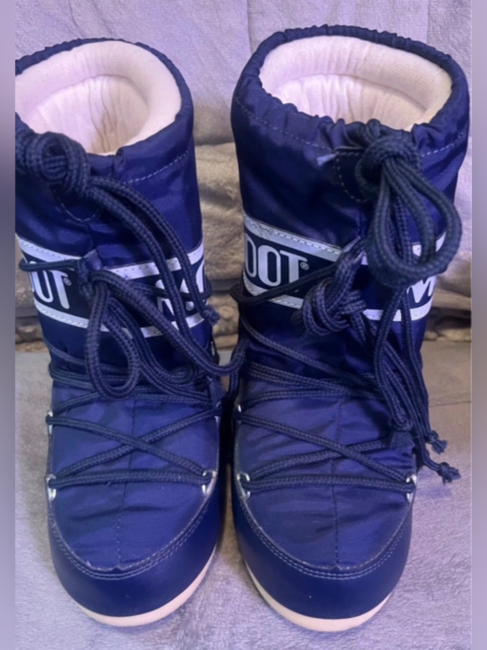 Moon Boots Ambidextrous Feet Blue Mid Calf Winter Rain Gear